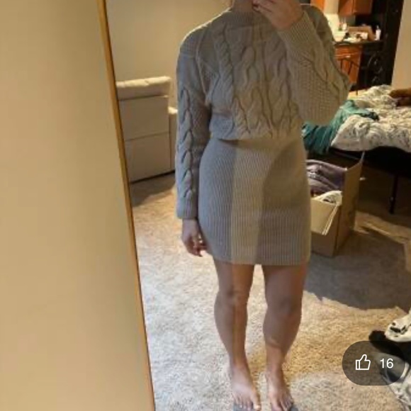 Taupe Sweater Dress Size Medium - Picture 4 of 4